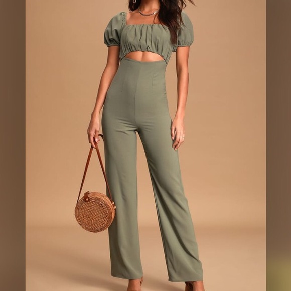 Lulus Pants - Lulus Room For Love Puff Sleeve Jumpsuit NWT